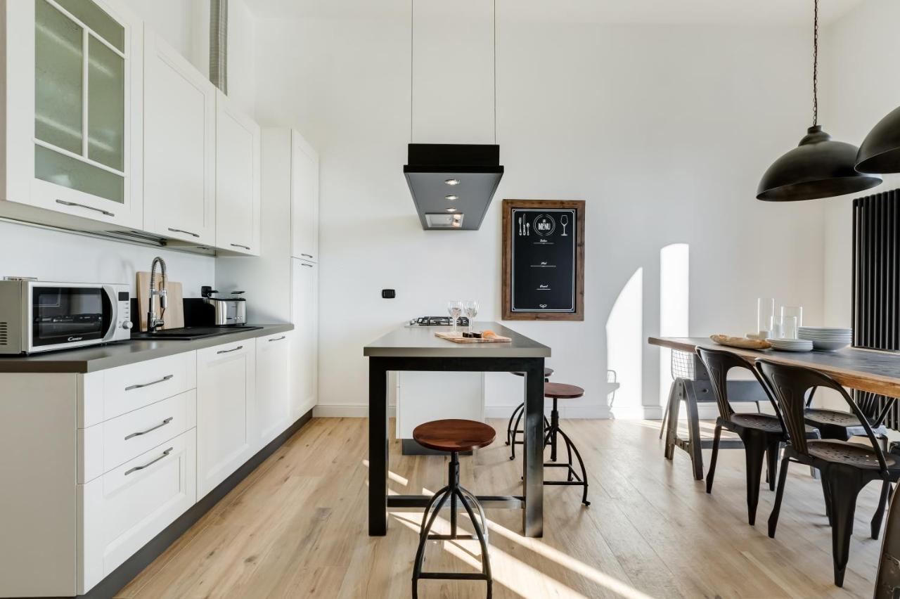 Bmga L Glam Industrial 3-Bed Apartment In Termini Roma Eksteriør bilde