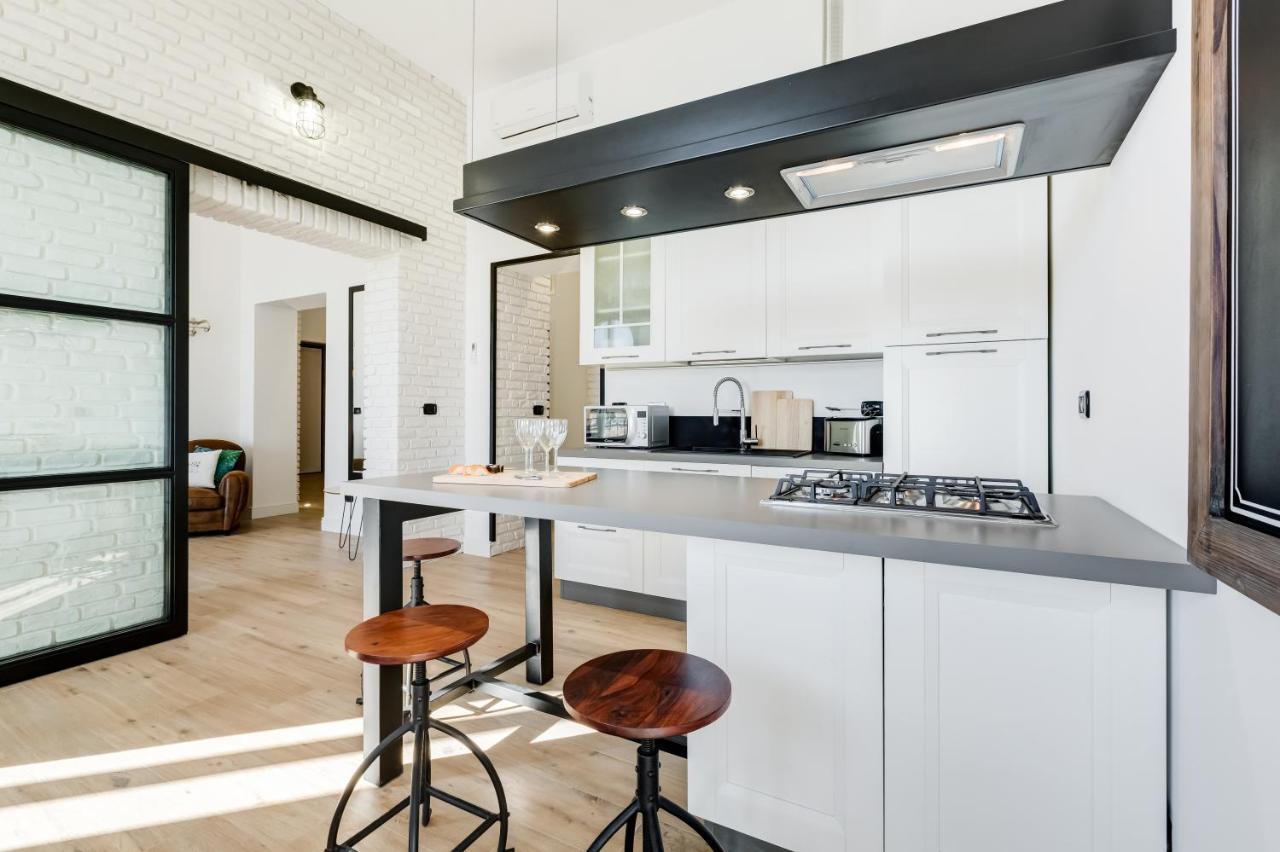 Bmga L Glam Industrial 3-Bed Apartment In Termini Roma Eksteriør bilde