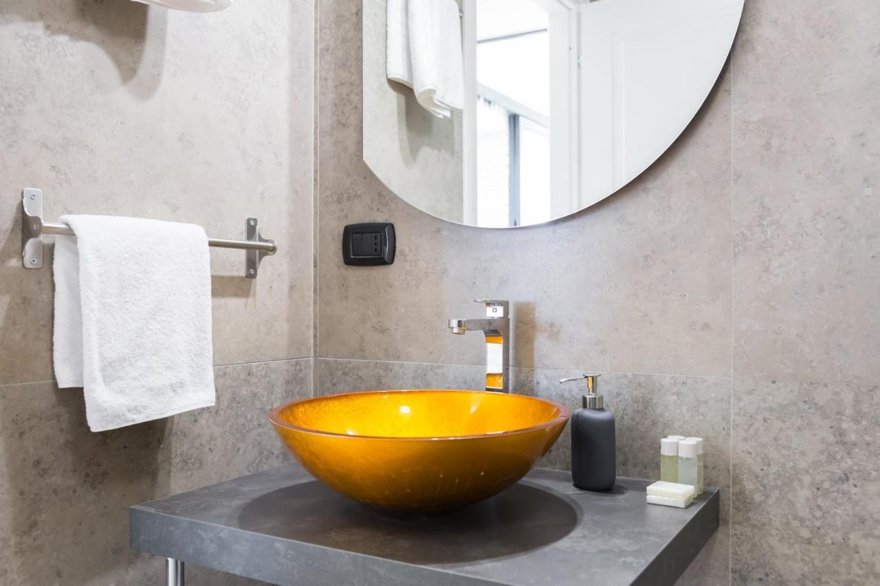 Bmga L Glam Industrial 3-Bed Apartment In Termini Roma Eksteriør bilde